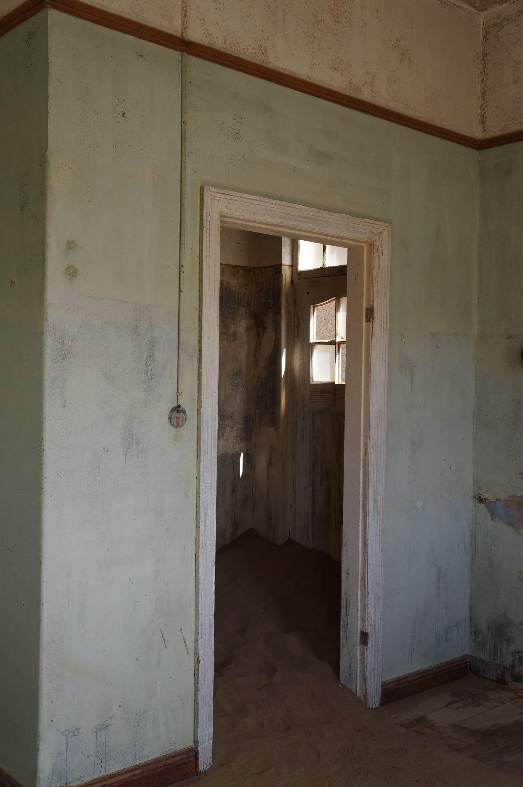 Click Image for next Picture